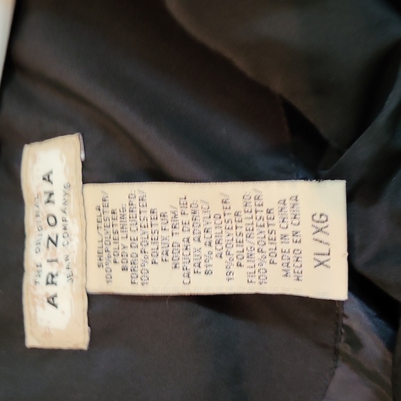 Arizona XL puffer vest - Picture 2 of 3